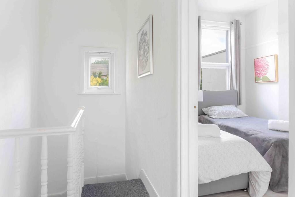 لندن Contemporary 3 Bed House With Spacious Garden Close To Stratford المظهر الخارجي الصورة